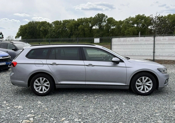 Volkswagen Passat cena 89900 przebieg: 104700, rok produkcji 2021 z Wojkowice małe 436